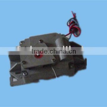 Washing machine retractor group