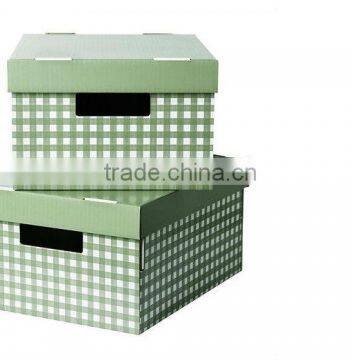 unsealed beautiful square cardboard box for gift packaging