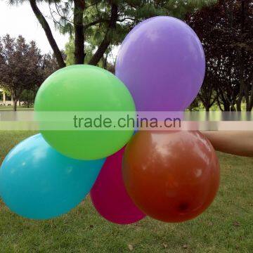 10 Inch 2.2 g Christmas Inflatabled Latex Balloon
