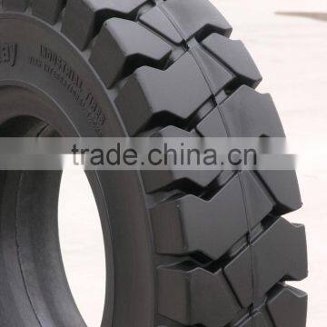 China Famous Brand Wonray Solid Tire 7.50-16 Forklift Tyre photo-3