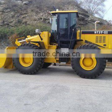 Переднескребковый погрузчик с емкостью ковша 1,1 - 4,0 м3 с дизельным двигателем мощностью 65 - 175 кВт photo-4