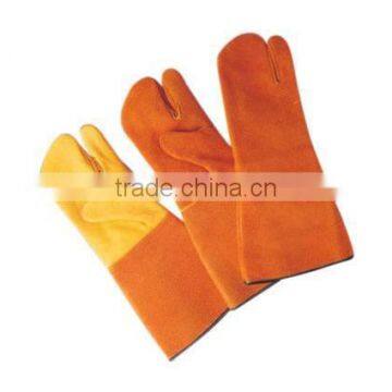 Rugged Welding Mitts photo-4