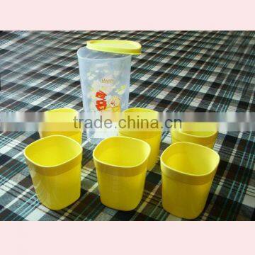 Plastic Water Jug i With Cups Set photo-2