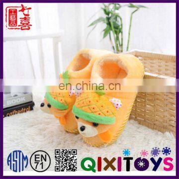 New design comfortable children shoes wholesale customize yellow slippers factory in china