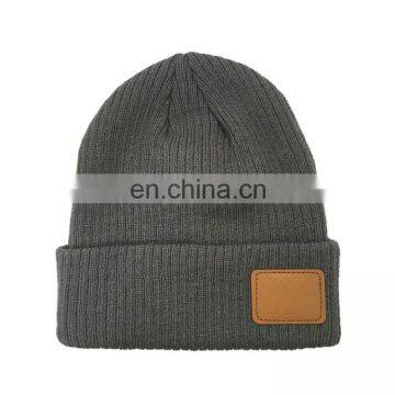 2018 new fashion custom knitted beanie hat