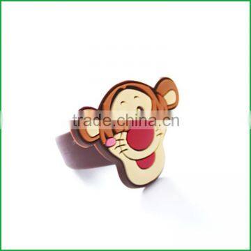 OEM plastic tiger finger ring, animal finger ring,PVC cartoon anime finger ring