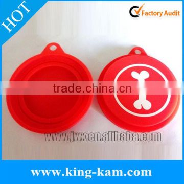 Silicone lid with hanging hole