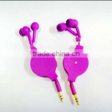 hot selling high quality stereo MP3/4 player retractable earphone