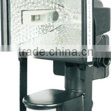 halogen floodlight with PIR