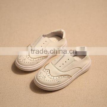 In the Spring of 2016 the New British Style Simple Children Leather Shoes for Boys and Girls All-match White Shoes Slip-on photo-4