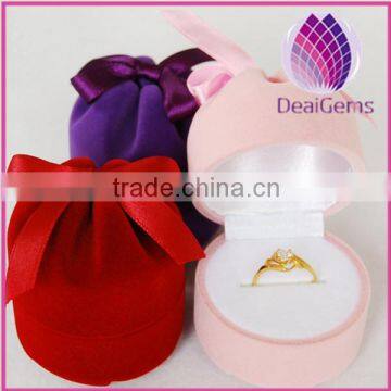 factory wholesale high quality velvet packaging box velvet jewelry box ring box packaging