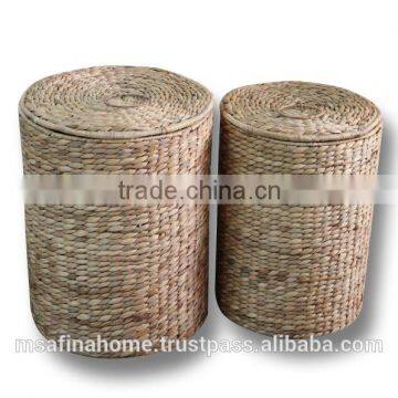 Set of 2 round water hyacinth baskets with lid