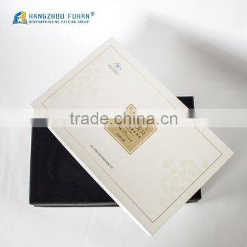 High Quality Cardboard Golden Logo Packing Box photo-2