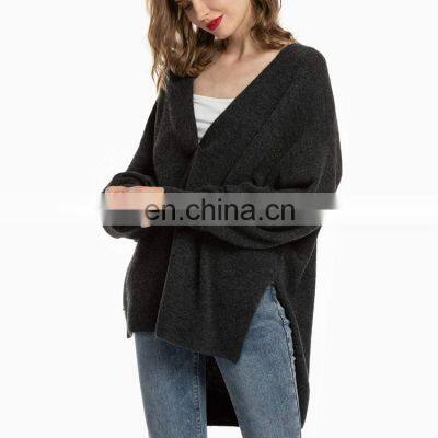 Свободный свитер из cashmere wool с открытым вырезом на груди, опущенными плечами, длинными крыловидными рукавами, неуклюже ступенчатым ниском для полных женщин photo-3