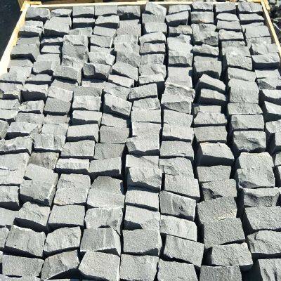 China Back Granite Cobblestones Natural Split Cobblestone Paver Stone 10*10cm