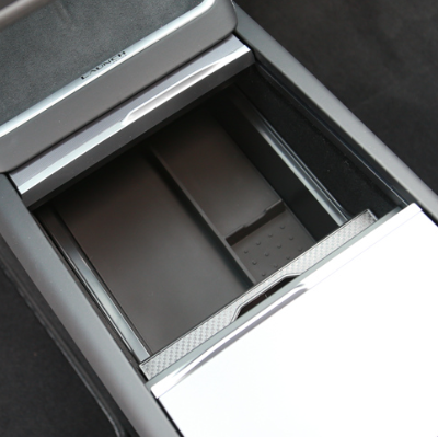 Антискользящая коробка для хранения, совместимая с Tesla Model 3/Y 2024 - 2025, включает премиум силиконовый коврик в дизайне из ABS для надежного хранения вещей