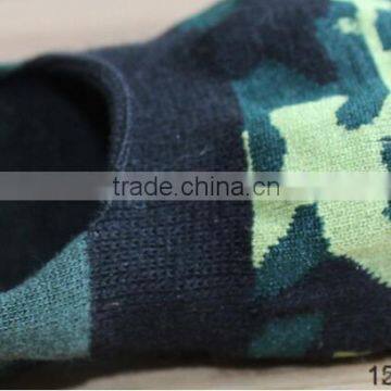 Cheap Young Man Fashion Camo Design Non Slip Dots Socks photo-5