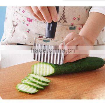 2016 Houseware Newest Veggie Chopper Spiral Wave Vegetable Cutter photo-4