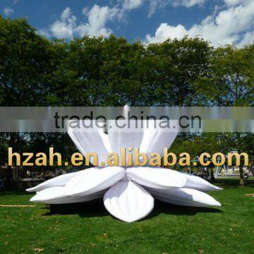 Giant White Inflatable Flowers Lotus for Outdoor Decoration photo-3