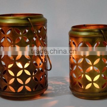 Decorative Metal Tea light candle holder in Antique Brass IHA045