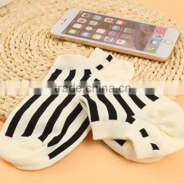 Fashion Thin Striped Youngth Short Trend Cotton Socks photo-3