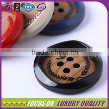 Different color 4 holes resin fashion button