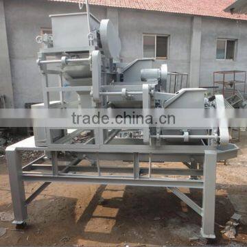 automatic hazelnut breaking machine/almond breaker/amond shelling machine/nut breaker