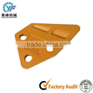 Scraper cutting edges for earthmoving machines