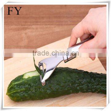 High Quality Stainless Steel Fruit and Vegetable Potato Peeler photo-3