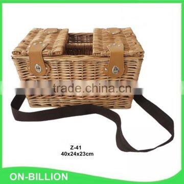 Wicker material english picnic basket for 2 persons