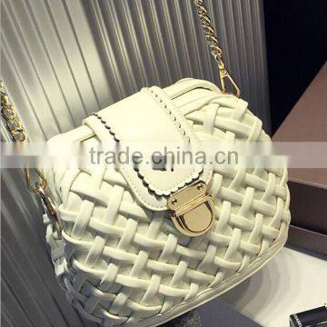 DY0133 Europea Retro Fashion Knitted Leather Chain Mini Bag photo-2