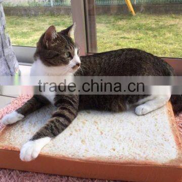 Toast Pillow With Soft Crystal and Beautiful Logo Printing Cat Cushion photo-6