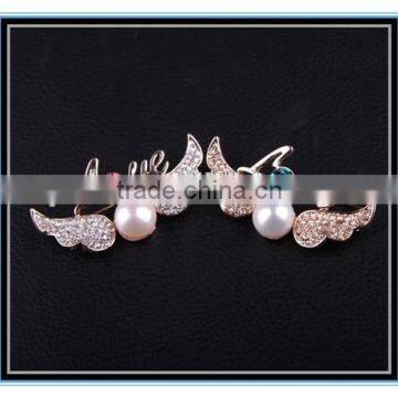 2015 fashion crystal love brooch pin love angel wings brooch pin