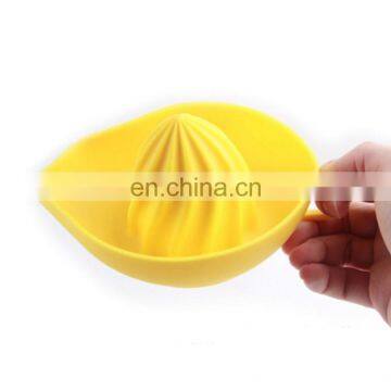 Manual DIY Silicone Lemon Squeezer and Orange Juicer for Kitchen Gadgets With Easy Cleaning Feature photo-3