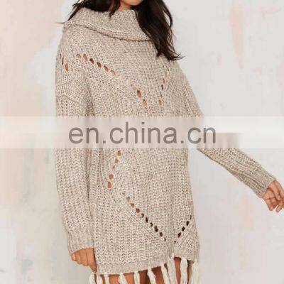 Вязанное вручную шелковое платье-джемпер из мериновой шерсти с помпончиками photo-2