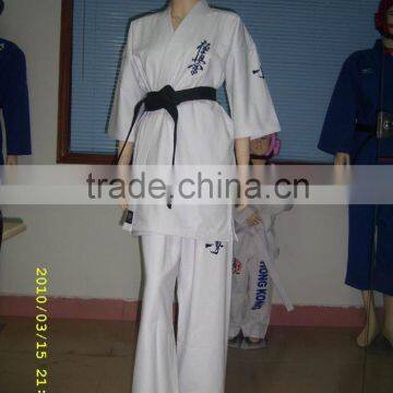 Karate Uniforms in High Quality With CVC and Cotton Fabric Used for School and Gyms photo-4