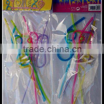 The fashoionable colored drinking straws