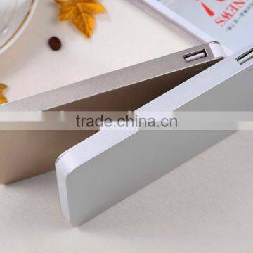 Large Capacity 12000mAh Alloy Portable Power Bank Charger photo-3