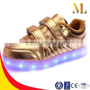 2016 gold Confortable sneakers Velcro hot style private sandals LED shoes kids light shoes