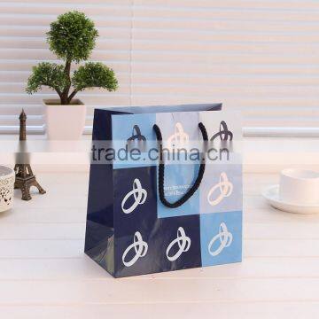 paper bag little Green big star red paper gift bag for children a number tote bag