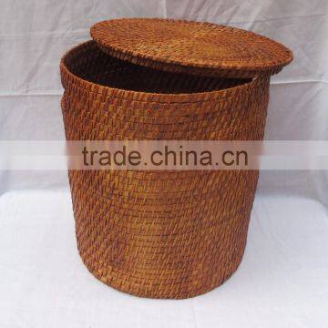 Rattan storage baskets with lid and handle