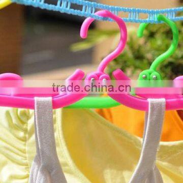New Non Slip Hanger Portable Travel Plastic Shirt Clothing Holder Folding photo-6