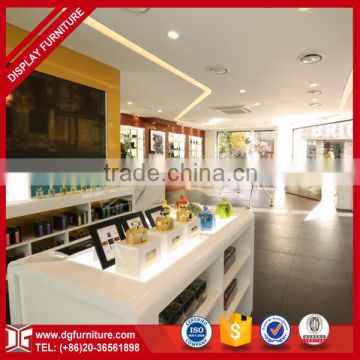 Nice decoration perfume shop interior design