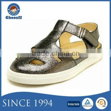 2016 Summer Beautiful Shiny Kids Closed Shoes Sandals with Flat Sole