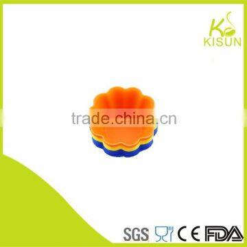 Flowers Shape Cupcake Mould With Many Color photo-6