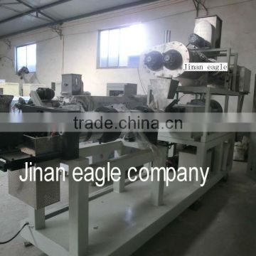 Extruder machine for fish food pellet