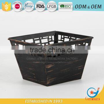 Galvanized and Iron Garen Good Plants for Pots Galvanized Flower Planters