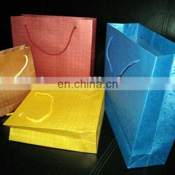 Elegant design reusable paper shopping bag with glossy lamination