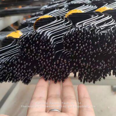 Greenhouse Wiggle Wires for Hydroponic Farming Systems