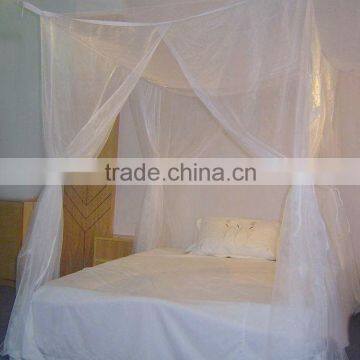 Organza mosquito net with four doors